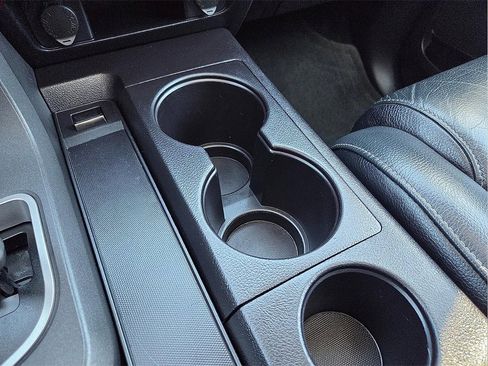 Used 2018 Toyota Sequoia SR5 image 20