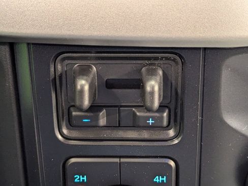 New 2026 Ford F250 XL w/ XL Chrome Package image 21