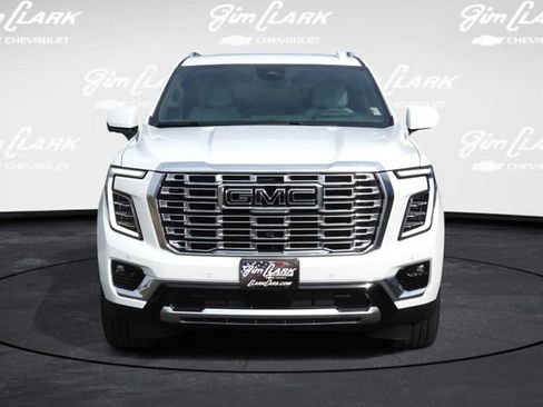 Used 2025 GMC Yukon Denali AWD/4WD image 30