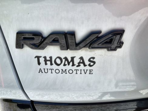 Used 2023 Toyota RAV4 XSE AWD/4WD image 39