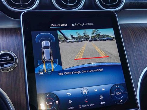 Used 2026 Mercedes-Benz GLC 300 image 24