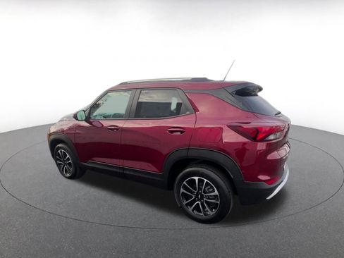 Used 2025 Chevrolet TrailBlazer LT image 10