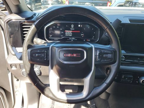 Used 2025 GMC Sierra 1500 SLT RWD image 21