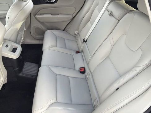 New 2026 Volvo XC60 T8 Ultra w/ Protection Package Premier AWD/4WD image 18