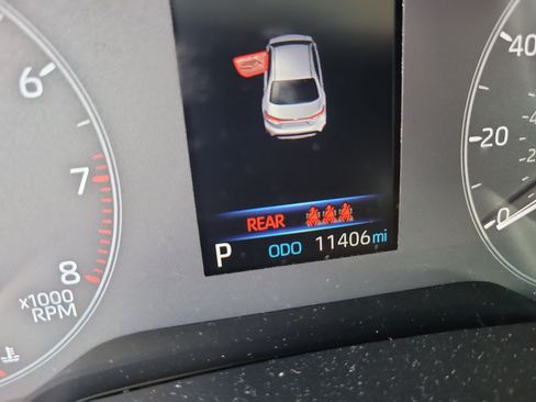 Used 2025 Toyota Corolla LE FWD image 30