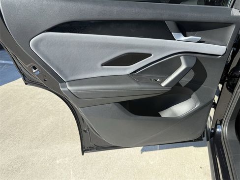 New 2026 Volkswagen Tiguan SE R-Line image 23