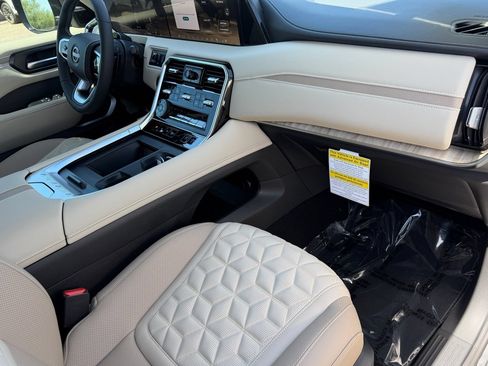 New 2026 Nissan Armada Platinum Reserve AWD/4WD image 9