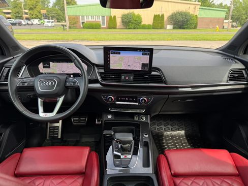 Used 2024 Audi SQ5 Premium Plus AWD/4WD image 2
