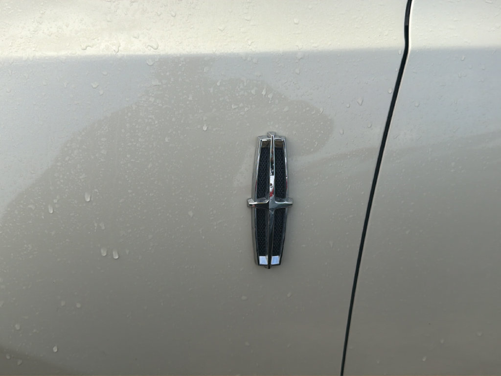 Used 2014 Lincoln MKS w/ Equipment Group 101A FWD image 24