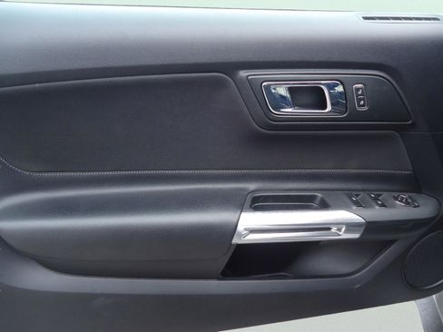 Used 2015 Ford Mustang Convertible w/ Equipment Group 051A image 18