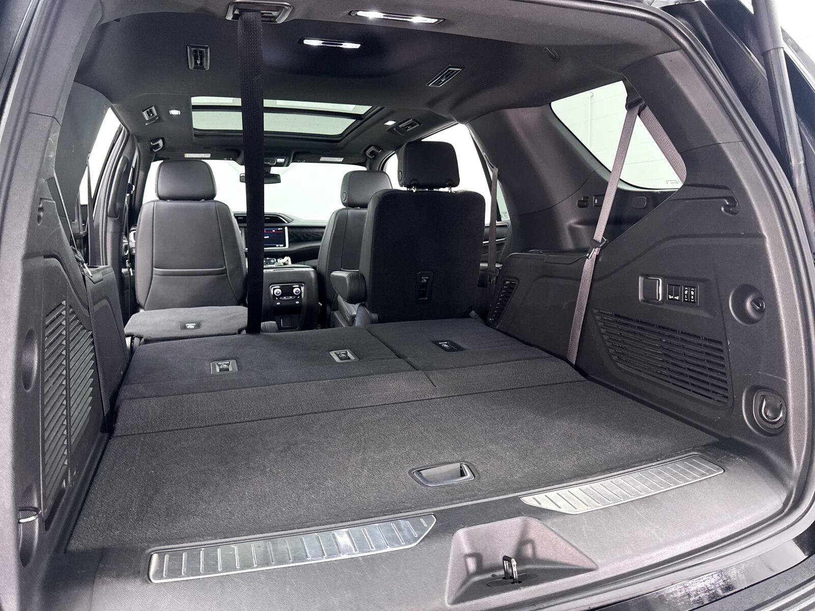 Used 2021 GMC Yukon Denali AWD/4WD image 39
