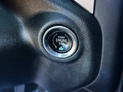 Used 2021 GMC Sierra 1500 Elevation w/ Preferred Package image 21