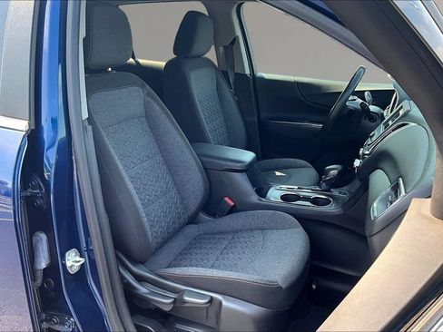 Used 2022 Chevrolet Equinox LT AWD/4WD image 26