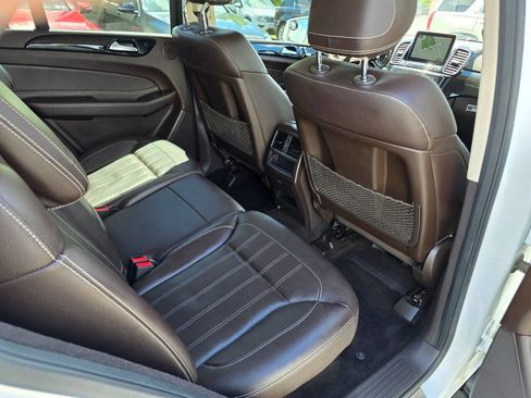 Used 2018 Mercedes-Benz GLE 350 4MATIC image 28