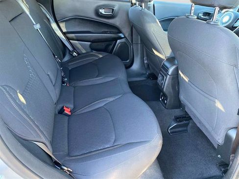 Used 2020 Jeep Compass Sport image 23
