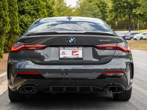 Used 2022 BMW M440i Coupe RWD image 19