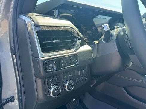 New 2026 GMC Yukon Elevation w/ Elevation Premium Package AWD/4WD image 14