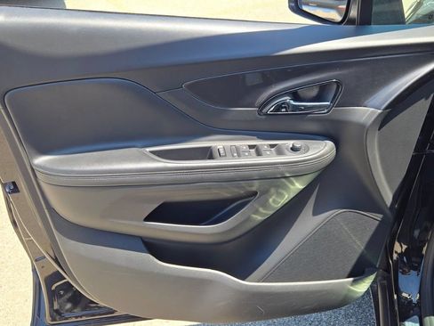 Used 2019 Buick Encore Sport Touring w/ Safety Package FWD image 25