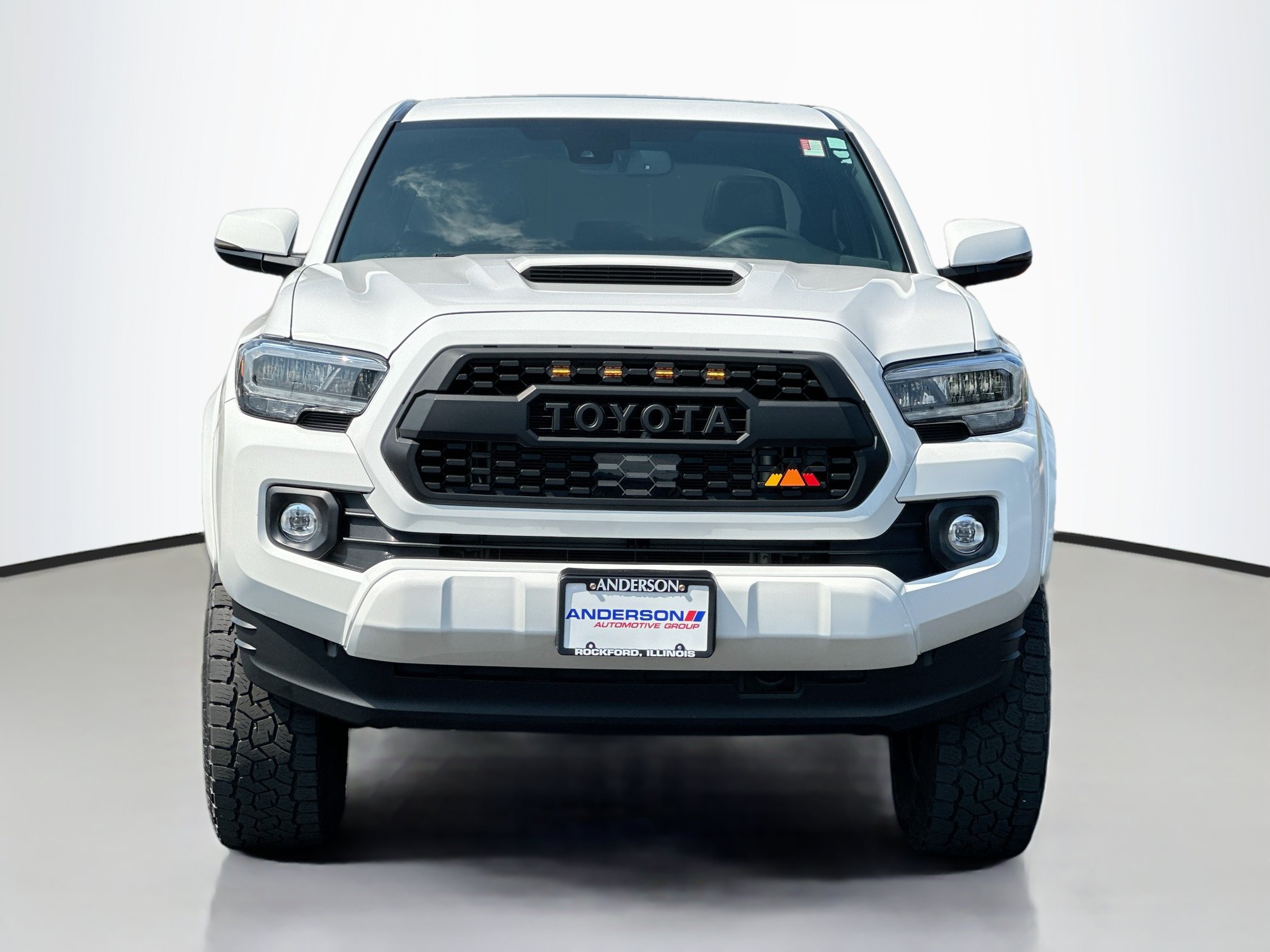 Used 2021 Toyota Tacoma TRD Sport w/ TRD Premium Sport Package AWD/4WD image 16