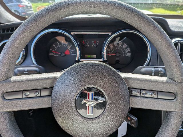 Used 2008 Ford Mustang GT RWD image 32