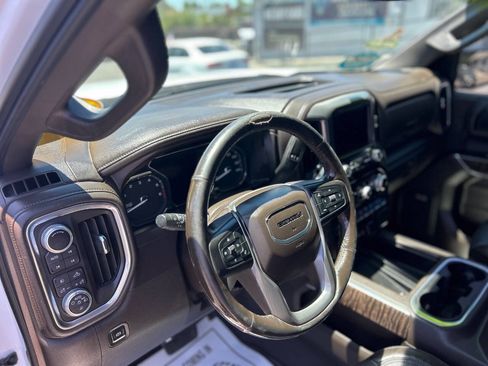 Used 2019 GMC Sierra 1500 Denali AWD/4WD image 11
