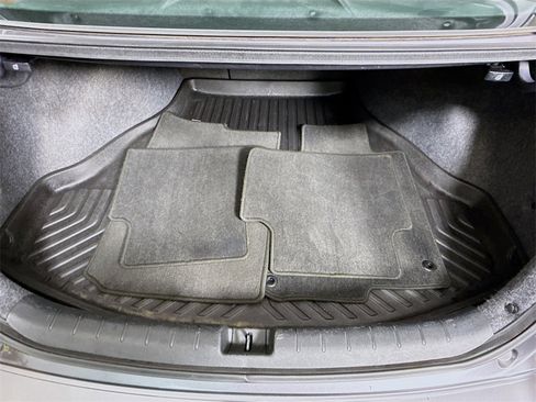 Used 2017 Honda Accord EX-L image 28