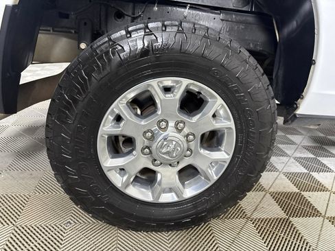 Used 2024 RAM 2500 Laramie w/ Safety Group AWD/4WD image 31