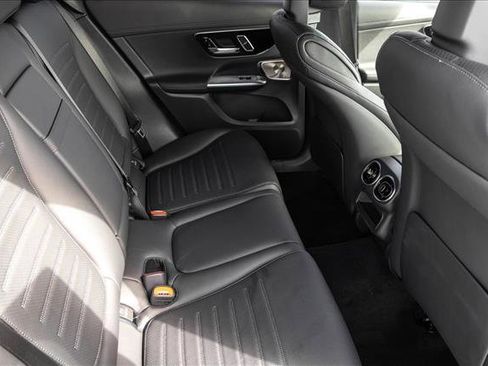 Certified 2026 Mercedes-Benz GLC 300 4MATIC image 27