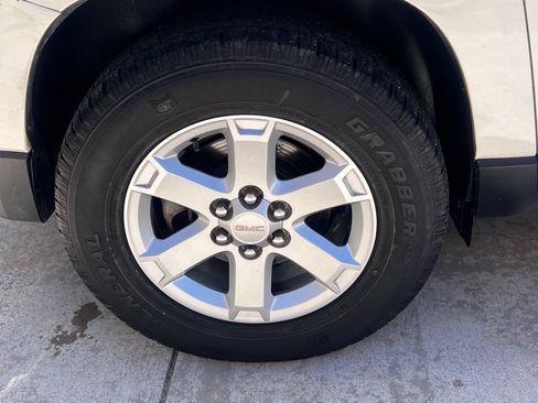 Used 2015 GMC Acadia SLE AWD/4WD image 10