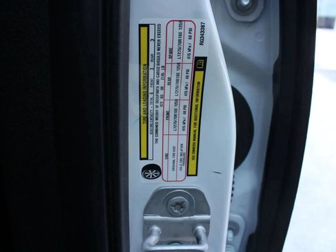 Used 2024 RAM 2500 Big Horn AWD/4WD image 34