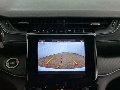 Used 2023 Jeep Grand Cherokee L Laredo image 36