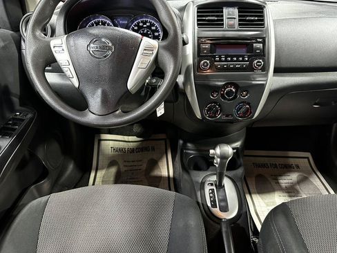 Used 2016 Nissan Versa SV FWD image 20