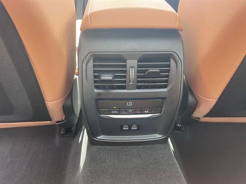 New 2024 BMW 330i xDrive Sedan w/ Convenience Package image 20