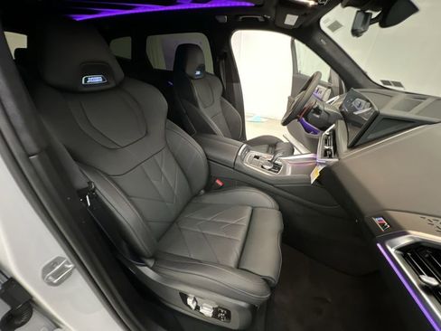 New 2023 BMW XM image 28