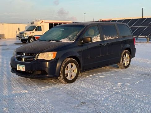 Used 2013 Dodge Grand Caravan SE image 4