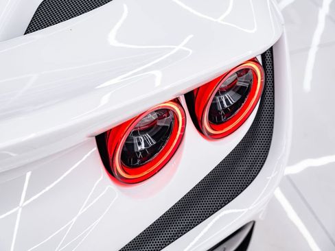Used 2023 Ferrari F8 Tributo RWD image 32