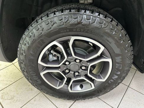 Used 2023 Jeep Grand Cherokee Trailhawk image 14