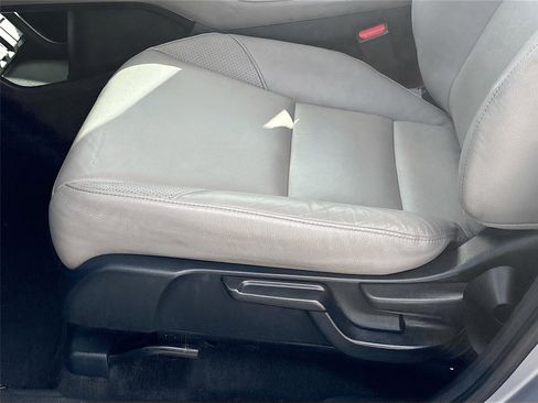 Certified 2017 Honda HR-V EX-L image 22