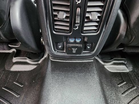 Used 2018 Jeep Grand Cherokee Limited AWD/4WD image 20