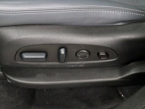 Used 2024 Buick Enclave Premium image 28