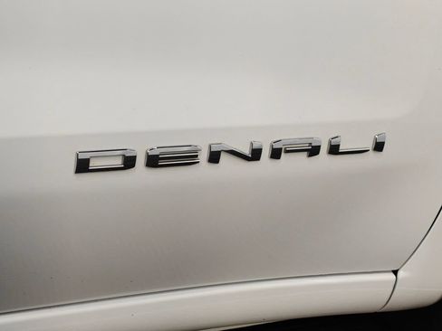 Used 2023 GMC Sierra 1500 Denali w/ Denali Reserve Package AWD/4WD image 67