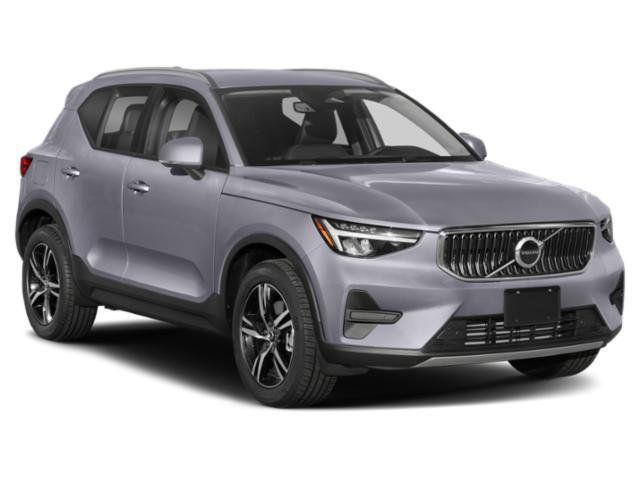 Used 2023 Volvo XC40 B5 Plus w/ Protection Package Premier AWD/4WD image 9