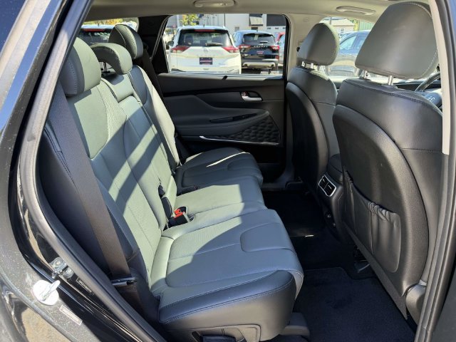 Used 2023 Hyundai Santa Fe SEL w/ Premium Package AWD/4WD image 11
