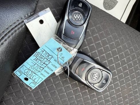 Used 2020 Buick Encore Preferred w/ Safety Package FWD image 10
