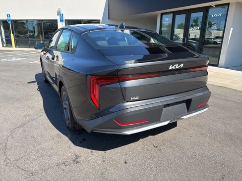 New 2026 Kia K4 FWD image 10