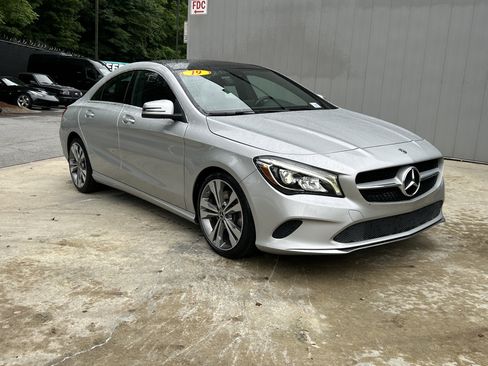 Used 2019 Mercedes-Benz CLA 250 image 4