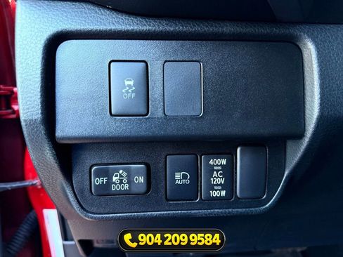 Used 2021 Toyota Tacoma TRD Off-Road w/ Technology Package AWD/4WD image 17