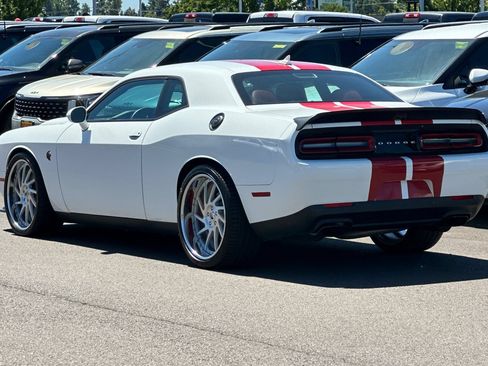 Used 2023 Dodge Challenger SRT Hellcat w/ Driver Convenience Group RWD image 6