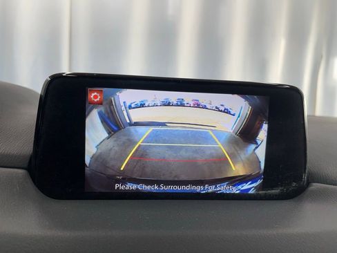 Used 2018 MAZDA CX-5 Touring w/ Preferred Equipment Package image 17