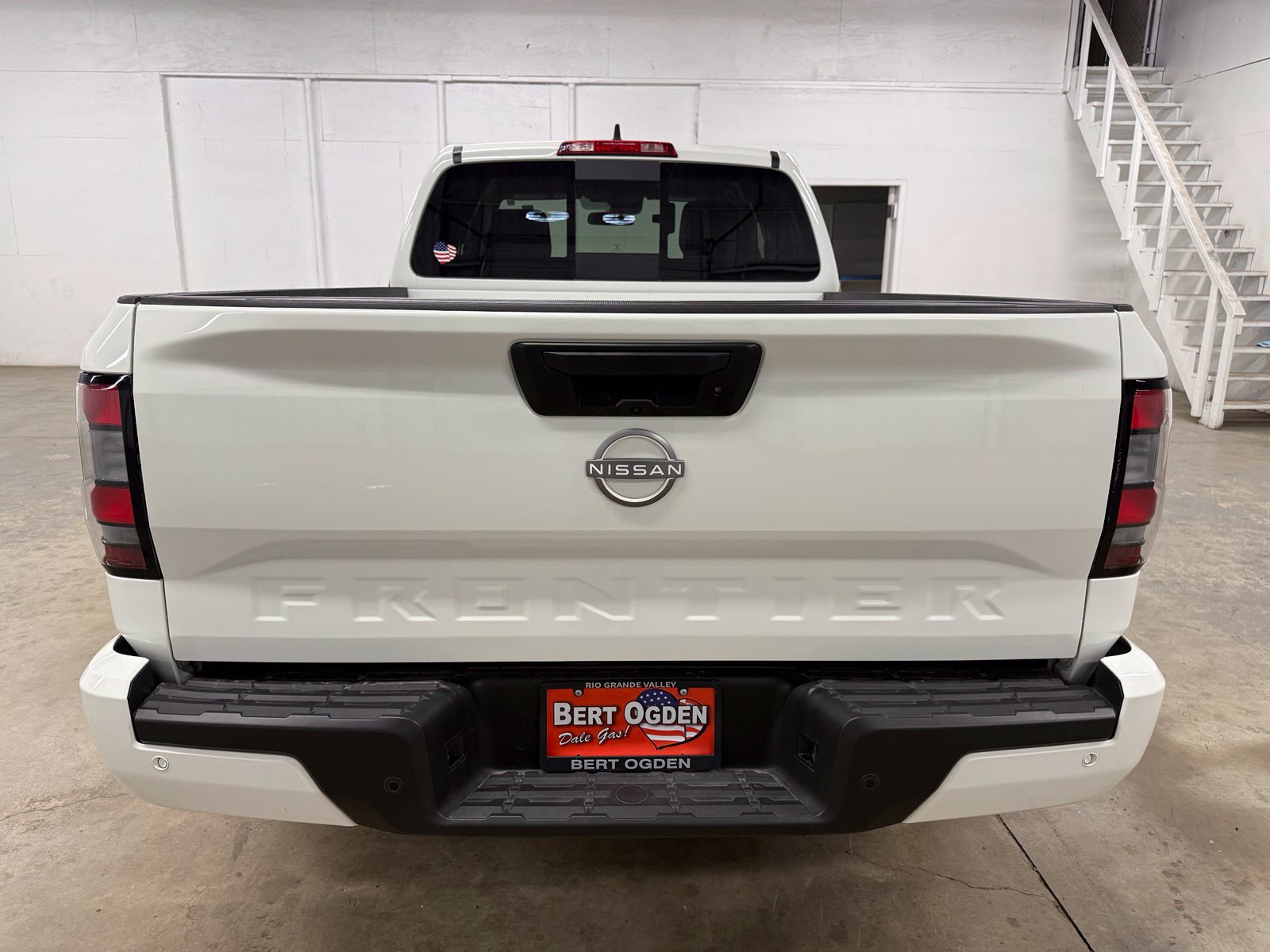 Used 2025 Nissan Frontier SV RWD image 7